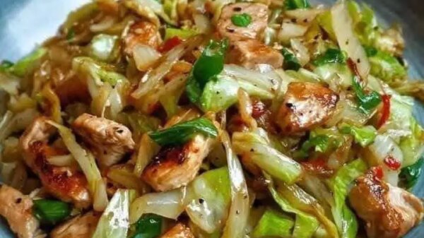 Quick and Flavorful Chinese Chicken Cabbage Stir-Fry Recipe
